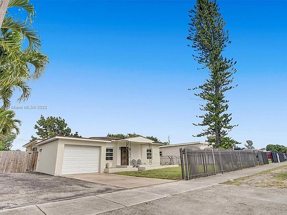 5th image of 2515 NW 162nd St