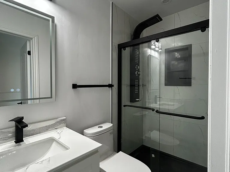 6 English St #2 — Photo 15