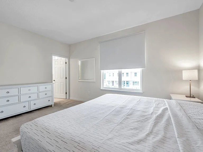4966 Avalon Park Blvd — Photo 36