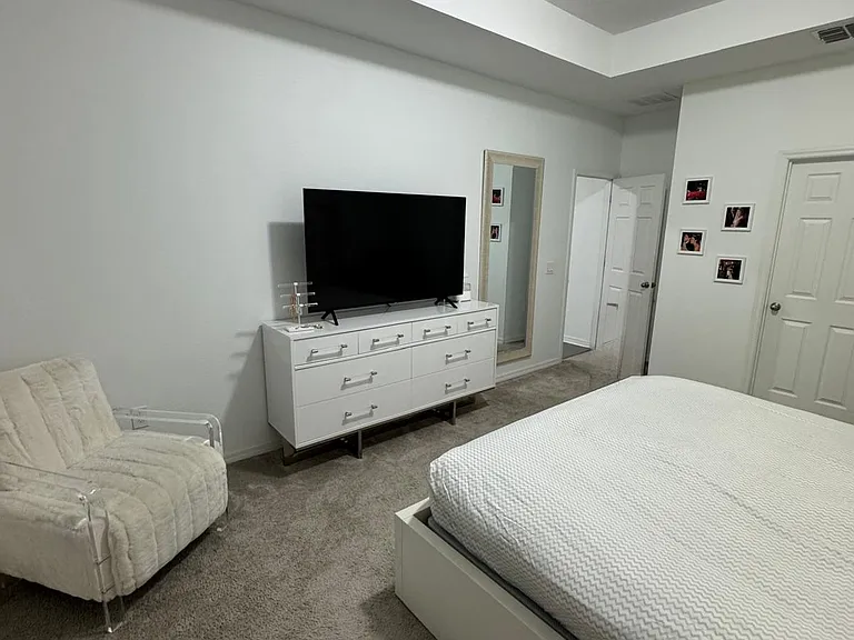 1472 Garden Arbor Ln — Photo 6