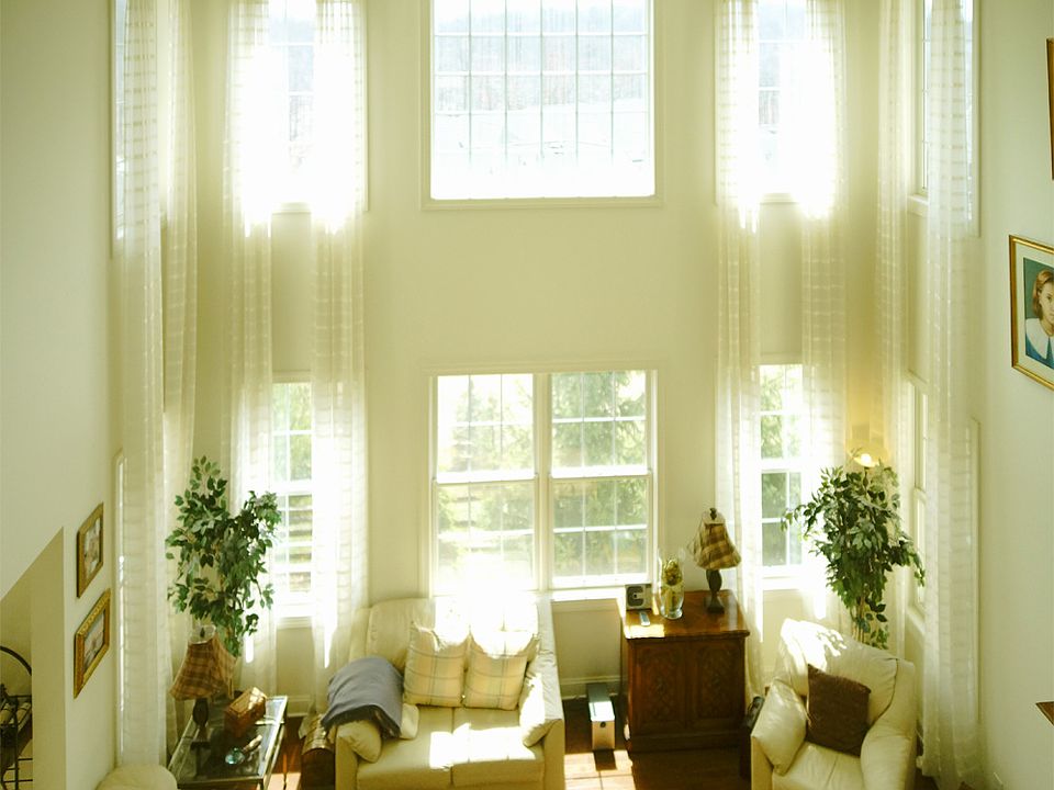 1st image of 20 Lonergan Lane