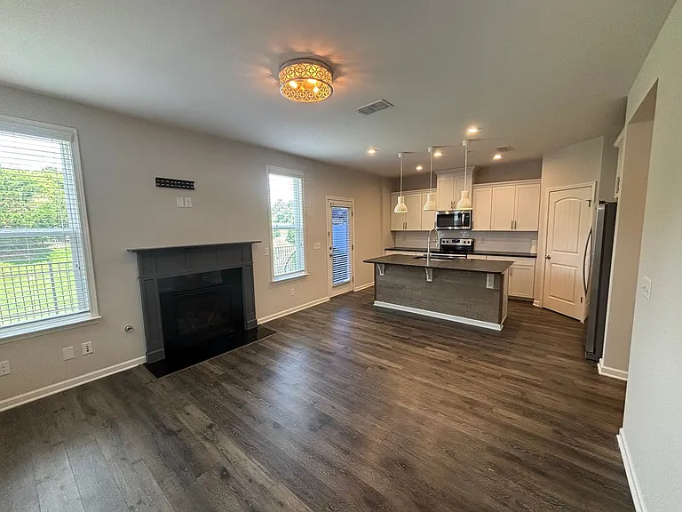 3240 Brookberry Ln — Photo 9