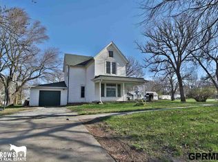 207 W Church St, Cook, NE 68329