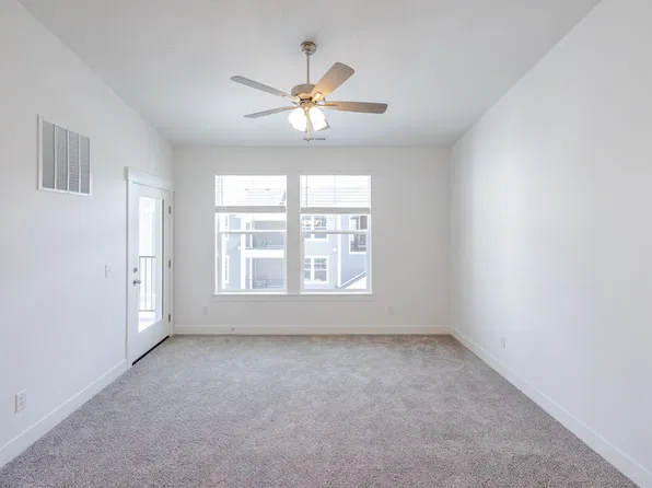 LOT C303 6688 W Twin Rocks Ln, Herriman, UT 84096