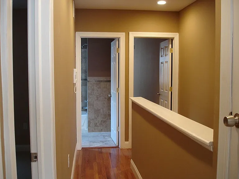 1321 S 32nd St — Photo 3