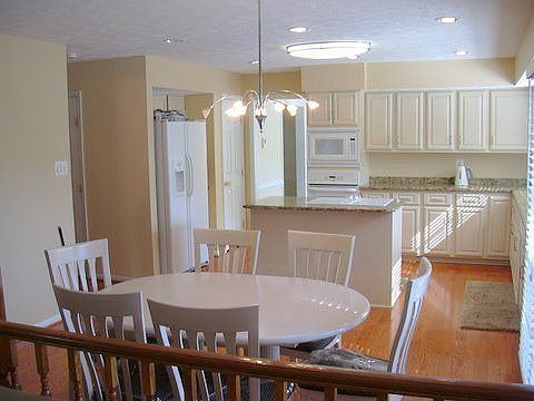 Kitchen/Breakfast area