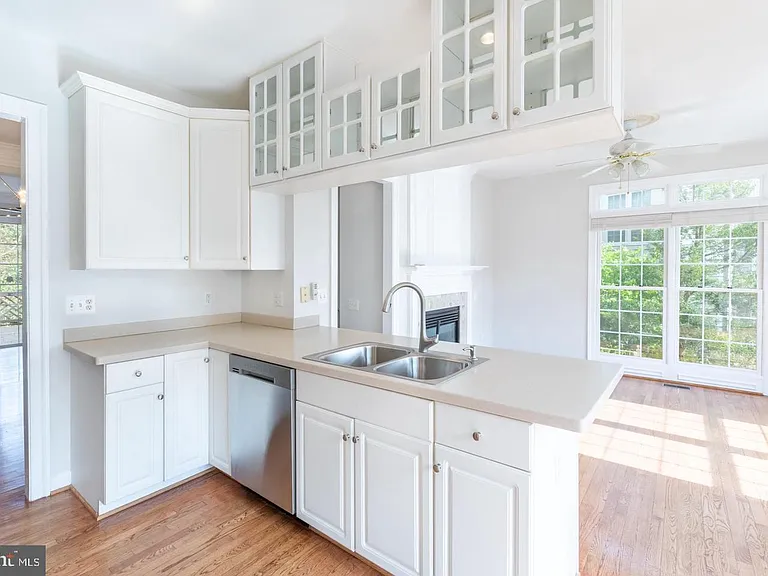 9588 Lagersfield Cir — Photo 13