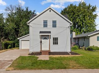 1909 Alaska St, Oshkosh, WI 54902