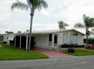 130 Camelot Dr, Nokomis, FL 34275