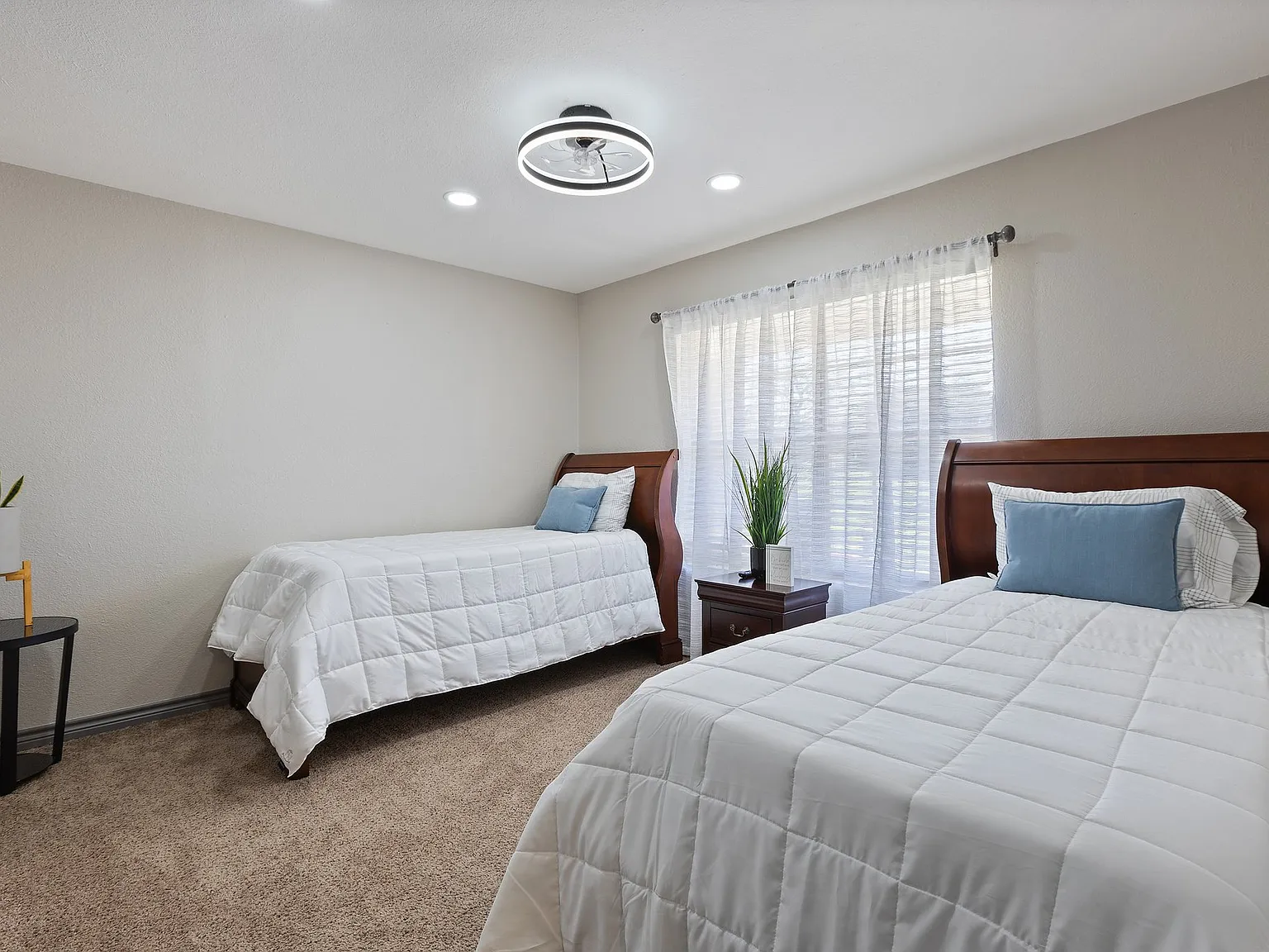 3 bed, 1416 sqft, $5,500 — Photo 4