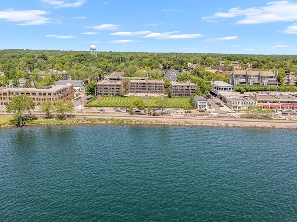 540 Indian Mound St APT 4B, Wayzata, MN 55391
