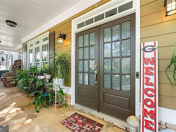 3rd image of 530 Bay Grove Rd