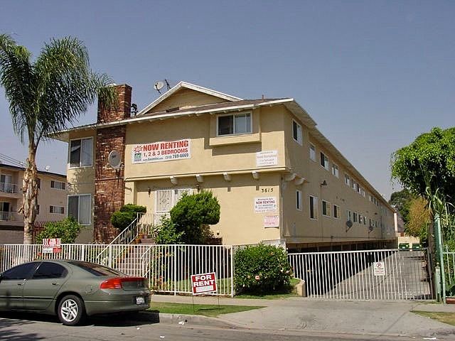 1st image of 3615 W 104th St APT 12
