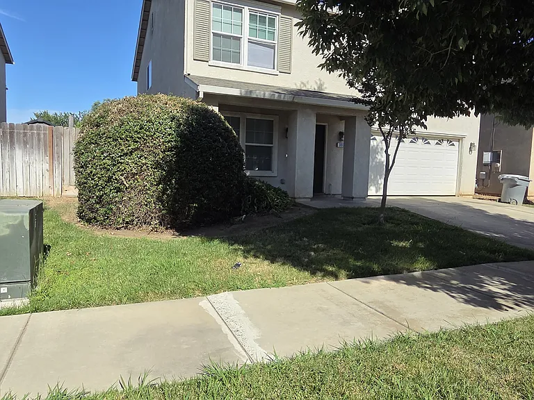 3880 Solstice Ave — Photo 3