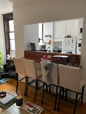 Rented by Compass | media 18