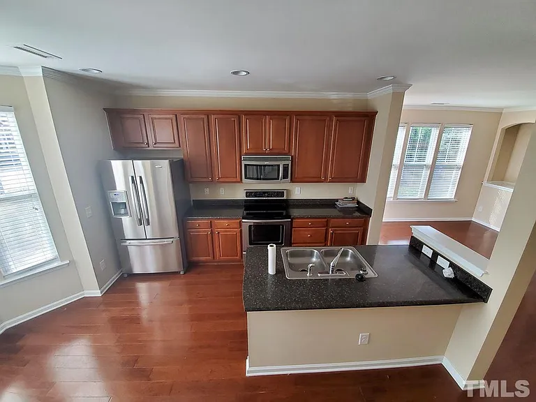 6619 Clarksburg Pl — Photo 10