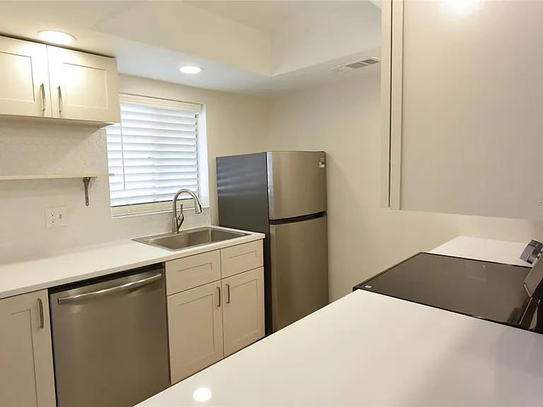 3751 S School Ave #26 — Photo 8