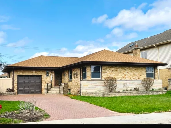 8554 W Agatite Ave, Chicago, IL 60656