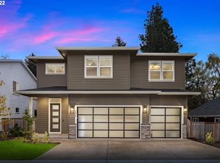 8573 SW Herzog Ln, Portland, OR 97223