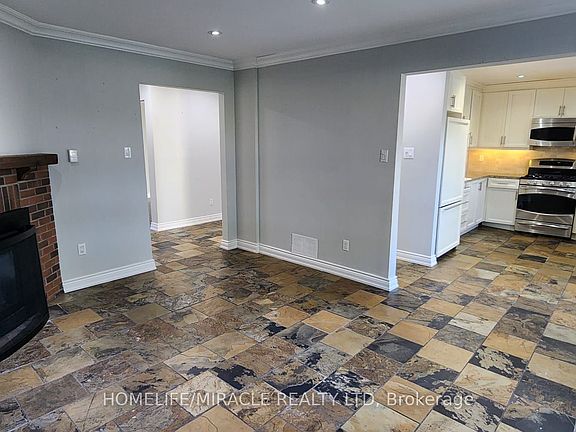 4th image of 264 Wright Cres