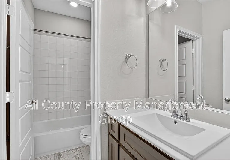 6330 Oakbend Cir — Photo 15