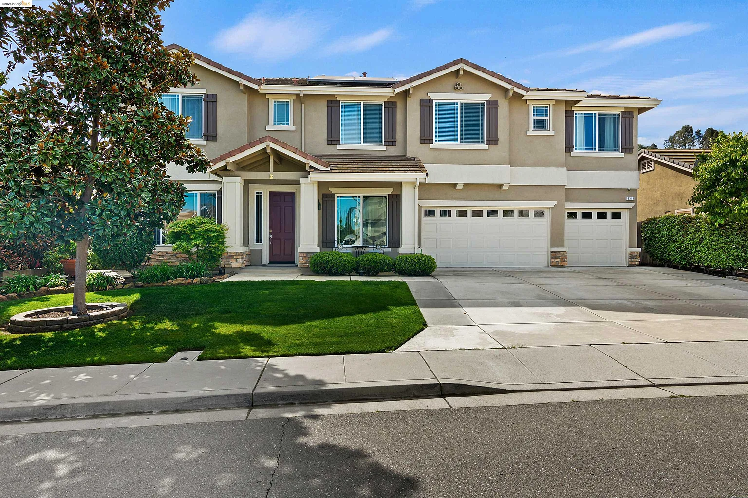 2311 Megan Dr photo 1