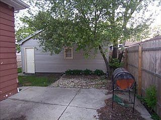 2nd image of 556 Gordon Ave
