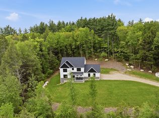 8 Arrowwood Rd, New Boston, NH 03070