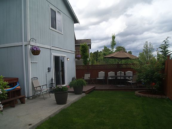 5th image of 10609 66th Ave NE