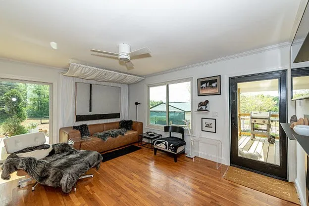 4458 Countryside W — Photo 16