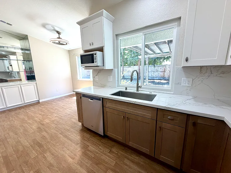 1770 Lavelle Smith Dr — Photo 9
