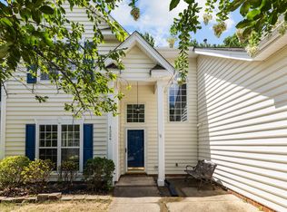 1324 Red Twig Rd, Apex, NC 27502