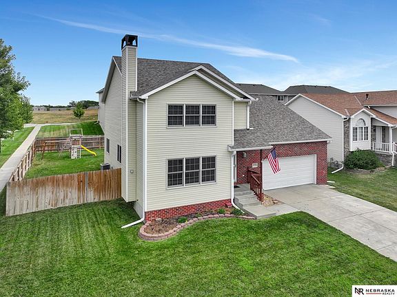 2nd image of 2542 N 88th St