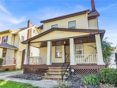 945 Nela View Rd, Cleveland Heights, OH, 44112