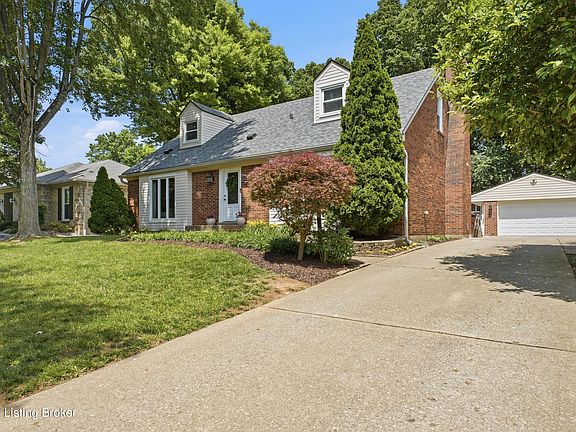 4th image of 1205 Holsworth Ln