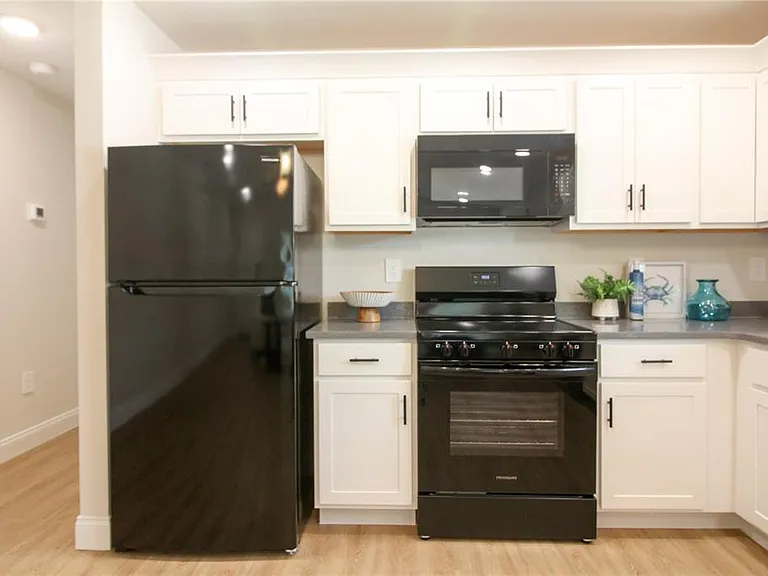 1242 Dorothy St — Photo 11