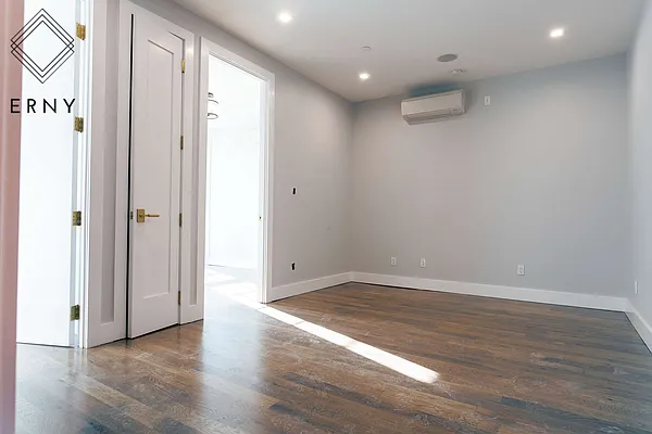 Rented by ERNY LLC | media 11