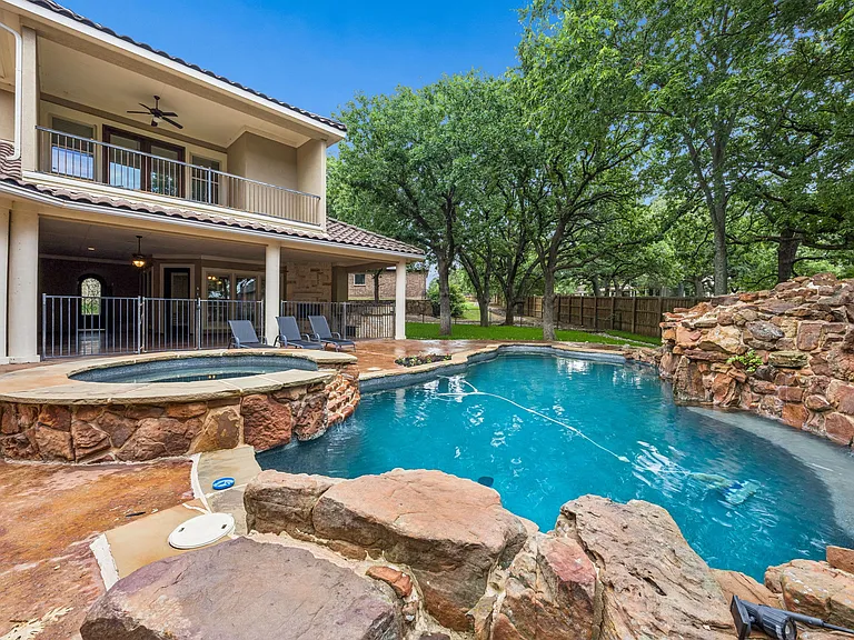 2101 Miracle Point Dr — Photo 45