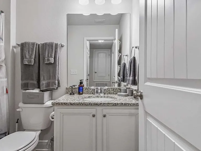 7688 Shadow Lake Dr — Photo 24