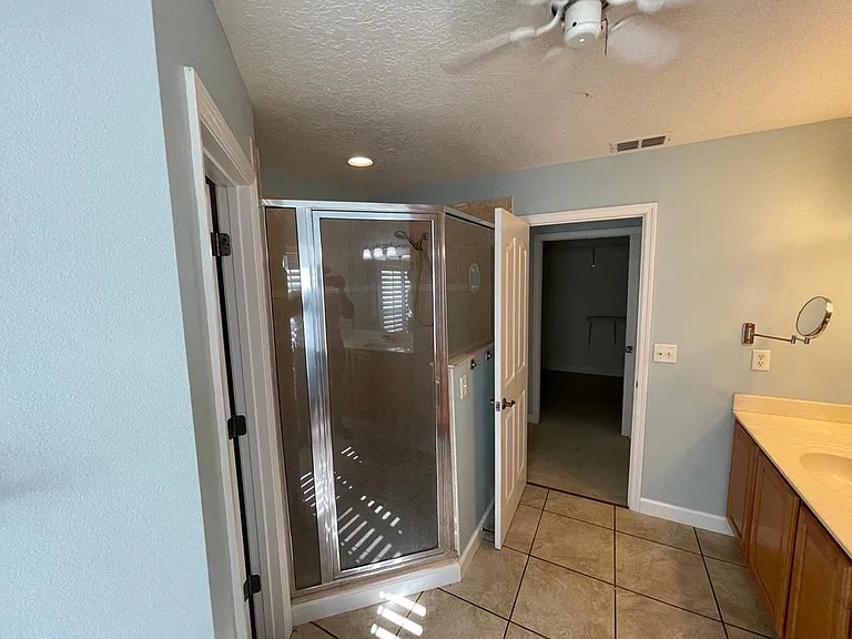 12340 Lake Valley Dr — Photo 23