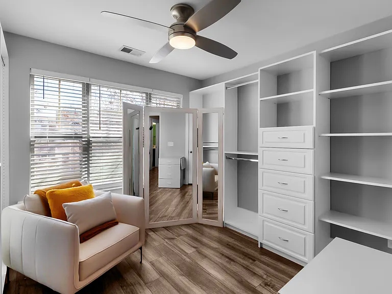 2555 Tranquil Oak Pl — Photo 12
