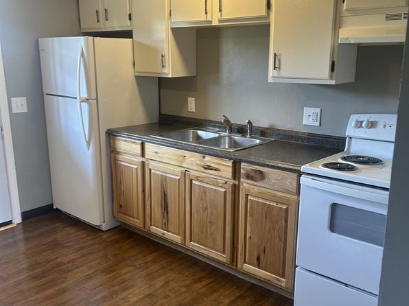 719 Access Hwy APT 10
