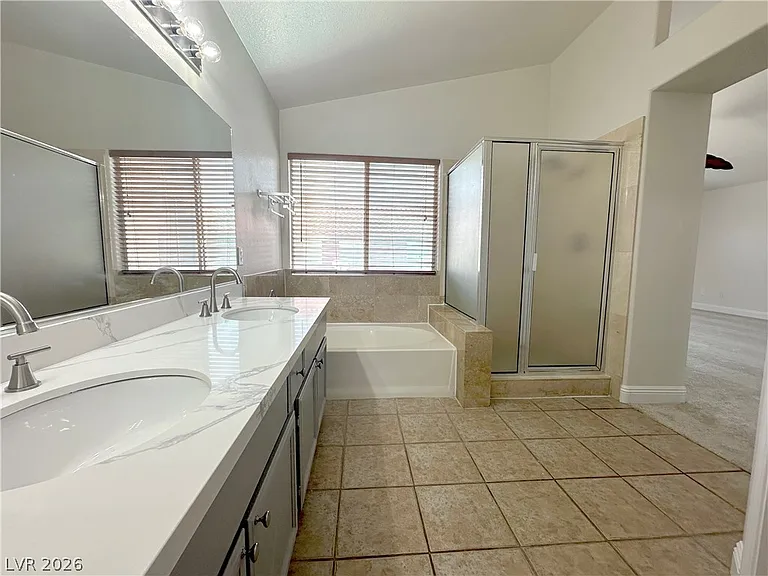 7604 Cruz Bay Ct — Photo 25