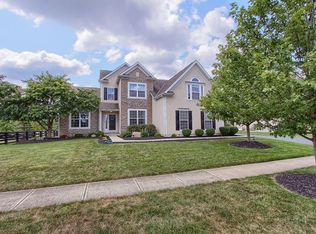 2512 Weyant St, Lewis Center, OH 43035