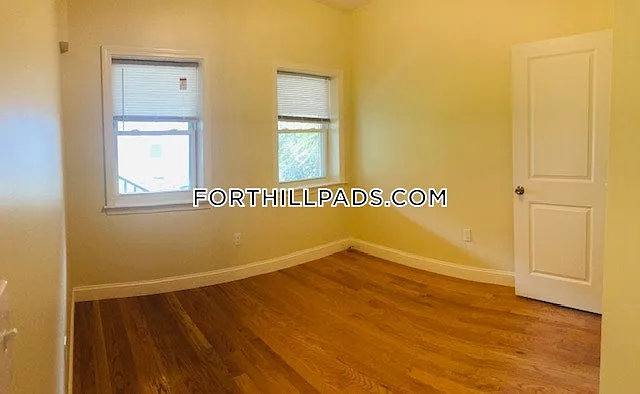 52 Guild St #1 — Photo 5
