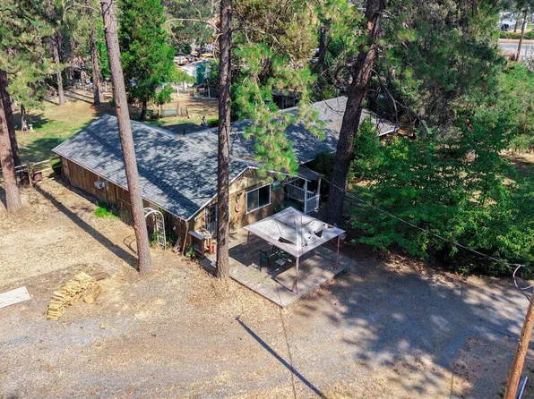 577 Galice Rd, Merlin, OR 97532