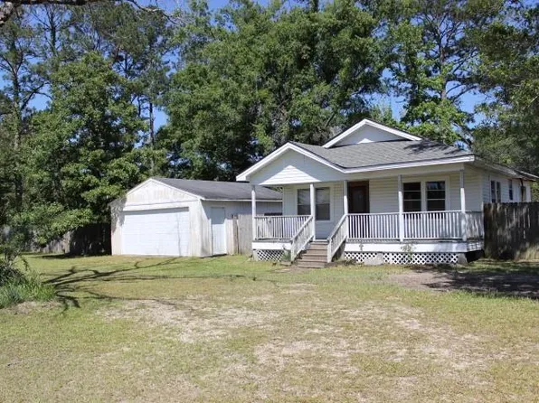 28130 Shadow Lake Dr, Holden, LA 70744