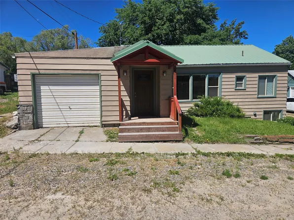 211 Wall St S, Hot Springs, MT 59845