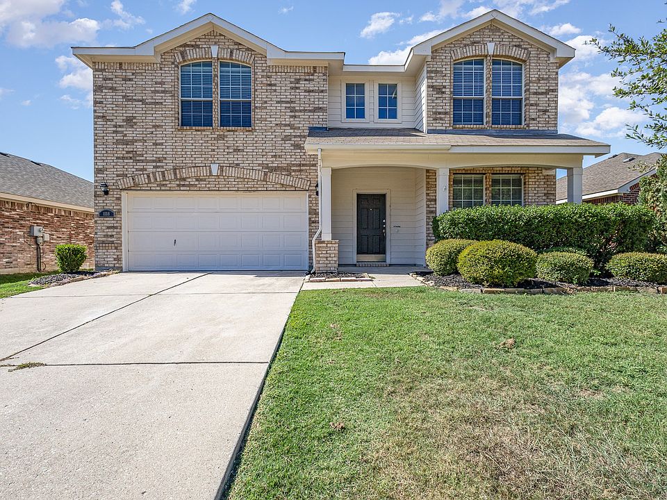 1st image of 1114 Oak Hollow Ln