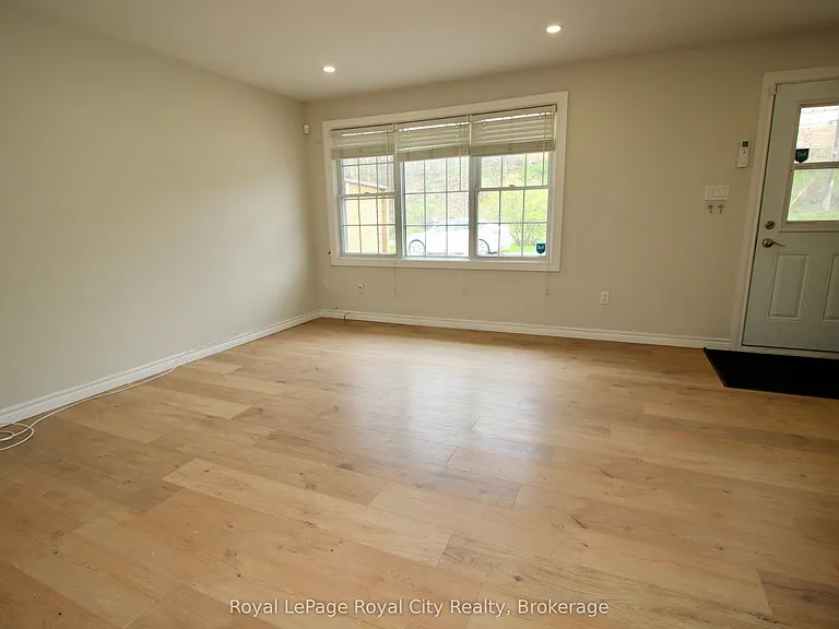 405 Main St S #1 — Photo 7